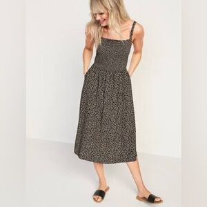 Old Navy Leopard Print Smocked Midi Cami Dress Size Small Sleeveless